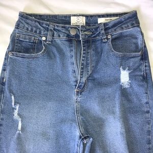 90s VINTAGE MOM JEANS